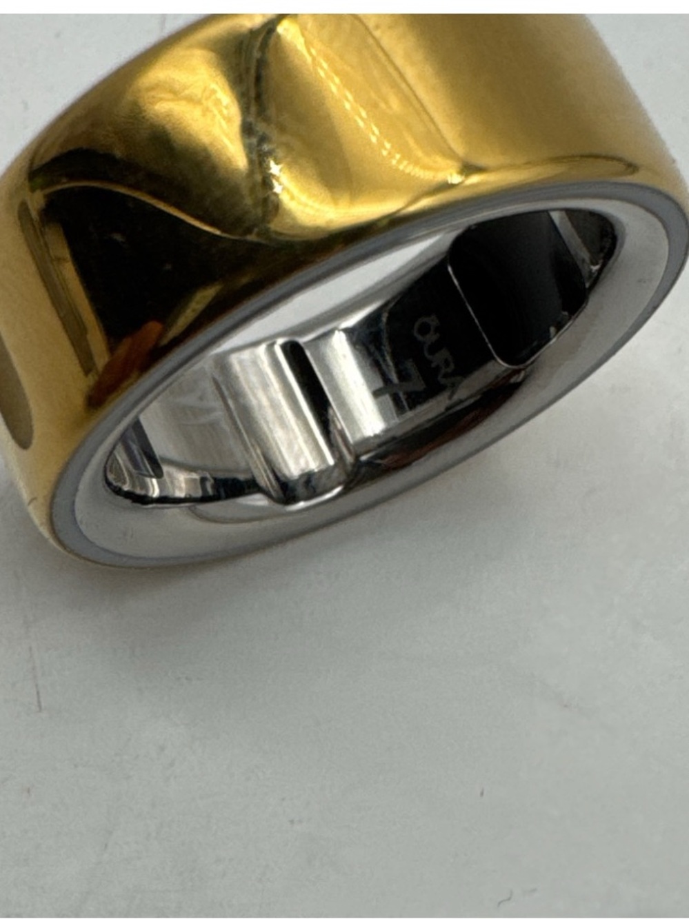 OURA Ring 4 - Smart Ring - Gold - Size 7